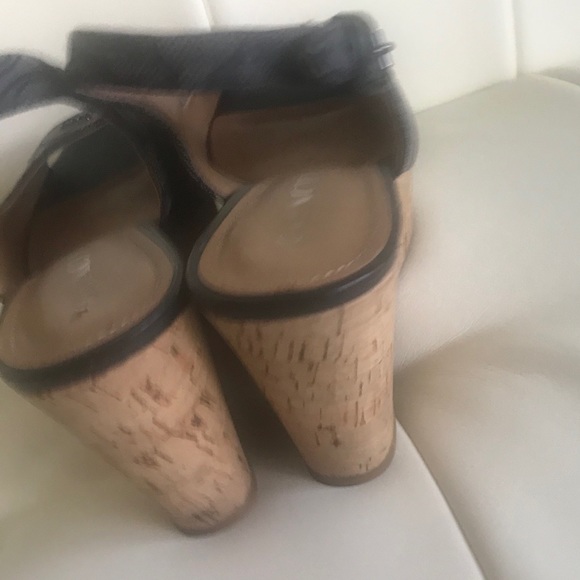 Coach Wedges - Picture 4 of 8